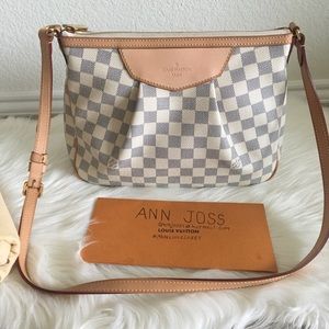 Authentic lv Siracusa PM Azur